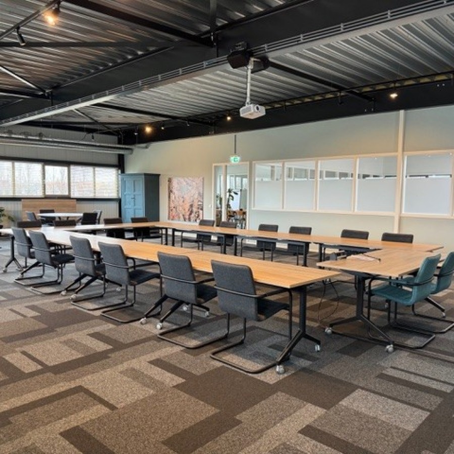 - file://zNdTJG5PbvhJPWCQ